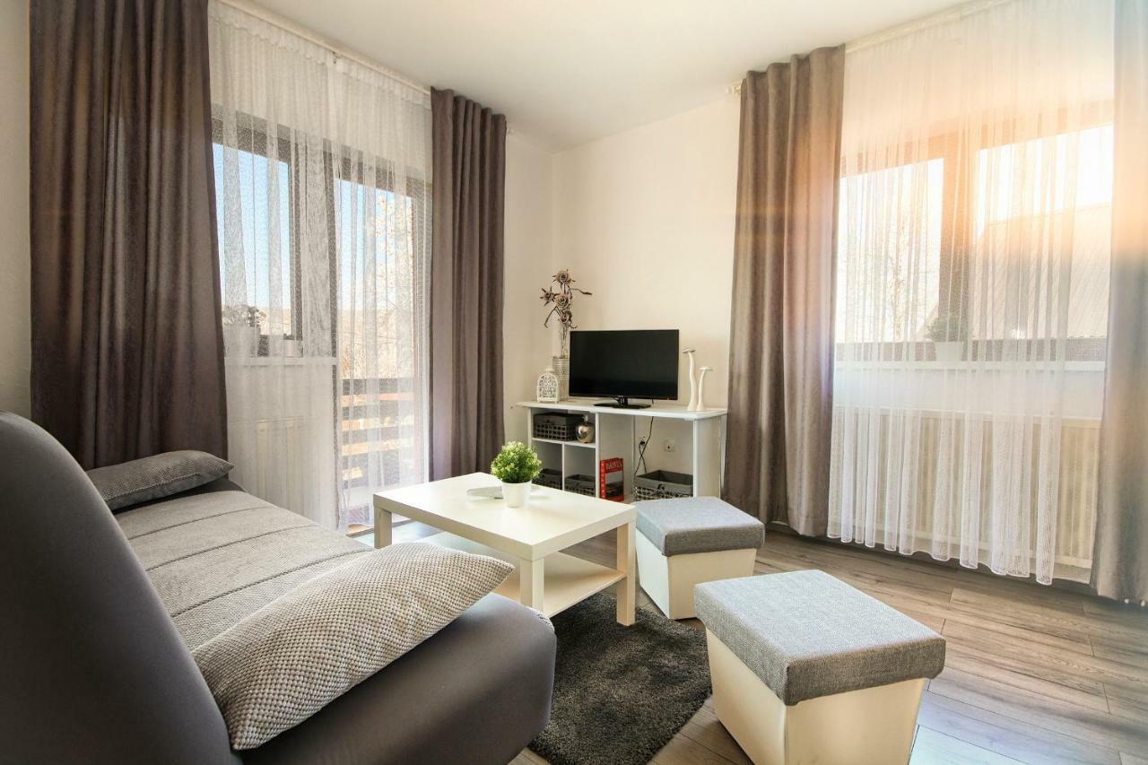 Filip Apartment Rakovica Kültér fotó
